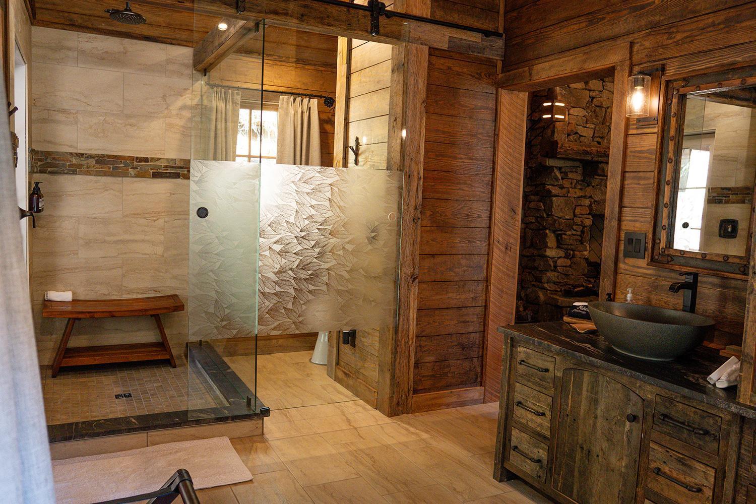 Elk & Embers Mountain Hideaway Hotel เวย์นวิลล์ ภายนอก รูปภาพ