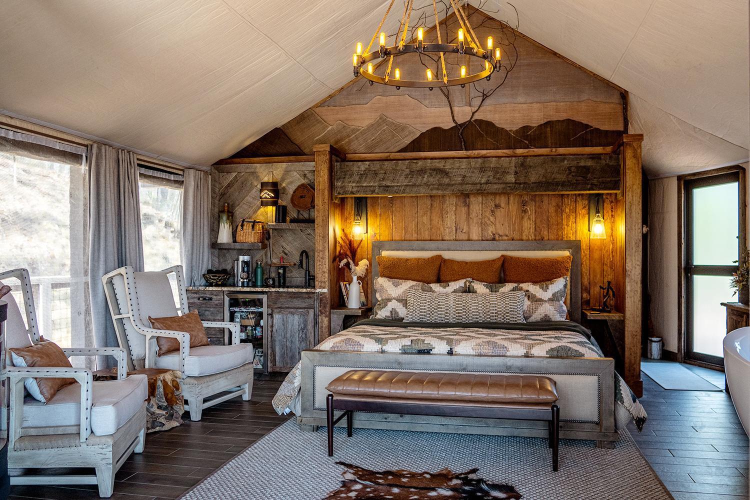 Elk & Embers Mountain Hideaway Hotel เวย์นวิลล์ ภายนอก รูปภาพ
