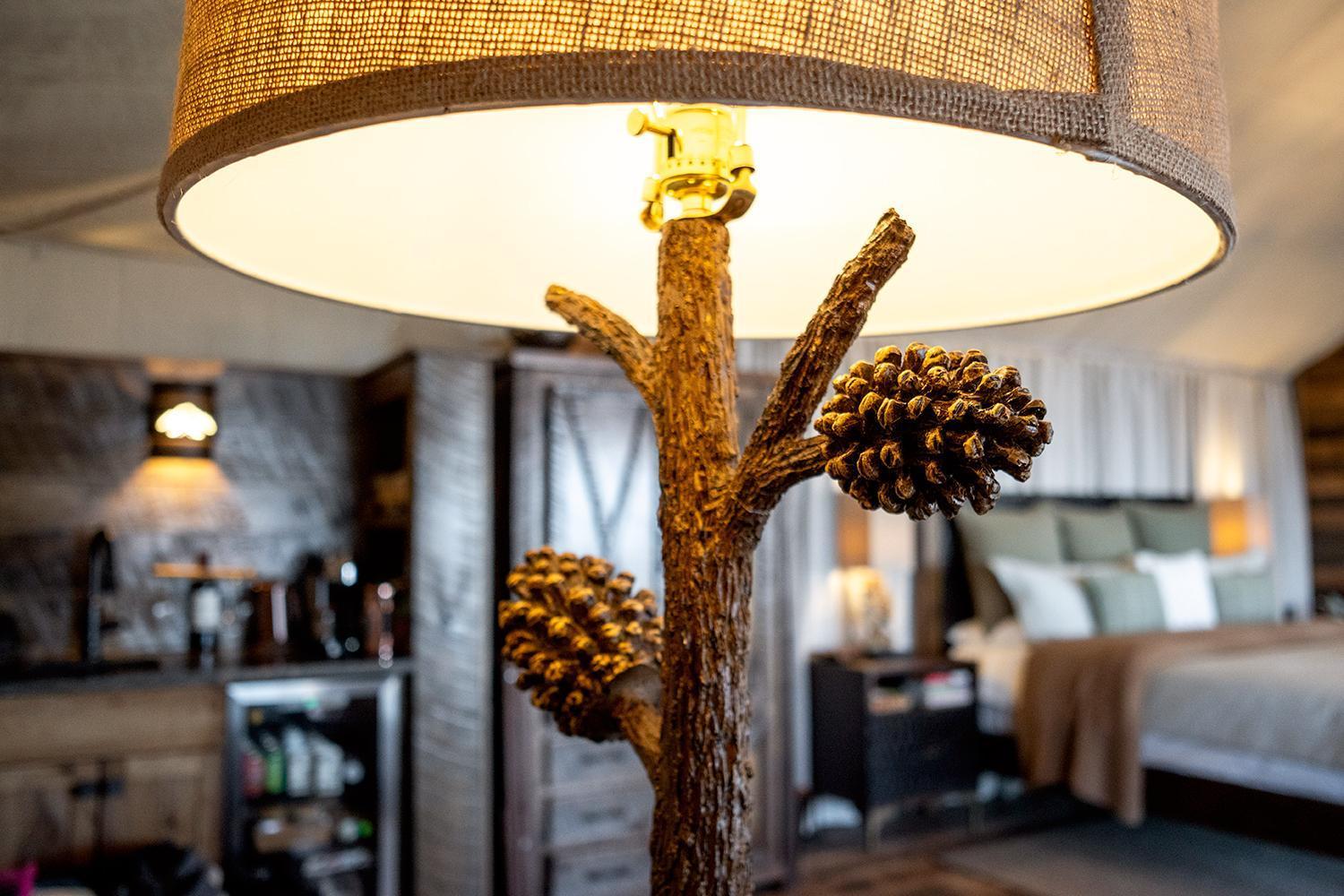 Elk & Embers Mountain Hideaway Hotel เวย์นวิลล์ ภายนอก รูปภาพ